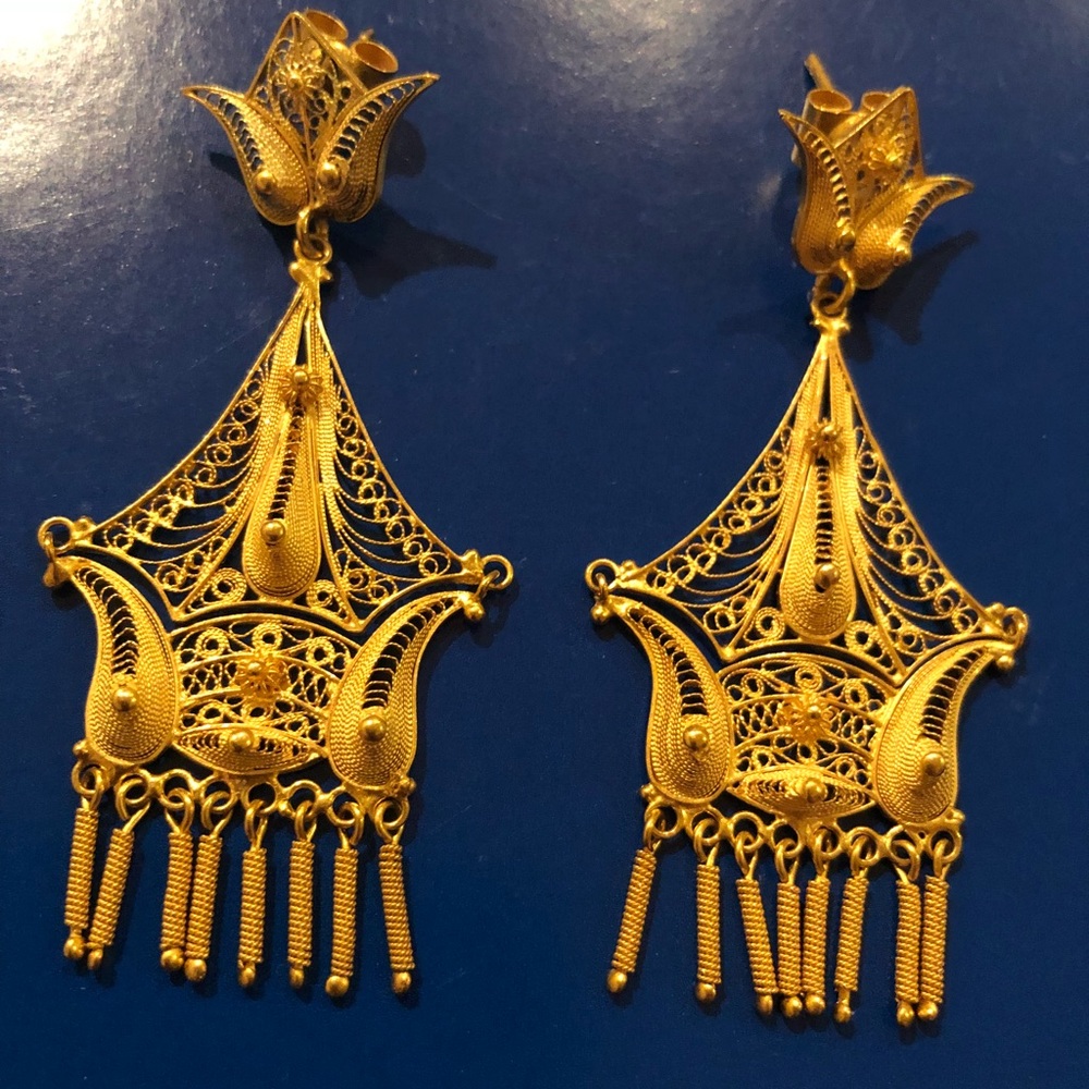 18k Antique hand made earring  from Egypt